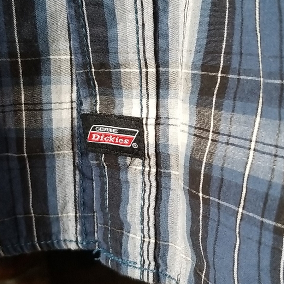 Shirt - Picture 5 of 6